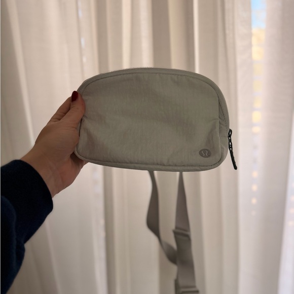 lululemon athletica Handbags - Lululemon Athletica Light Gray Belt Bag